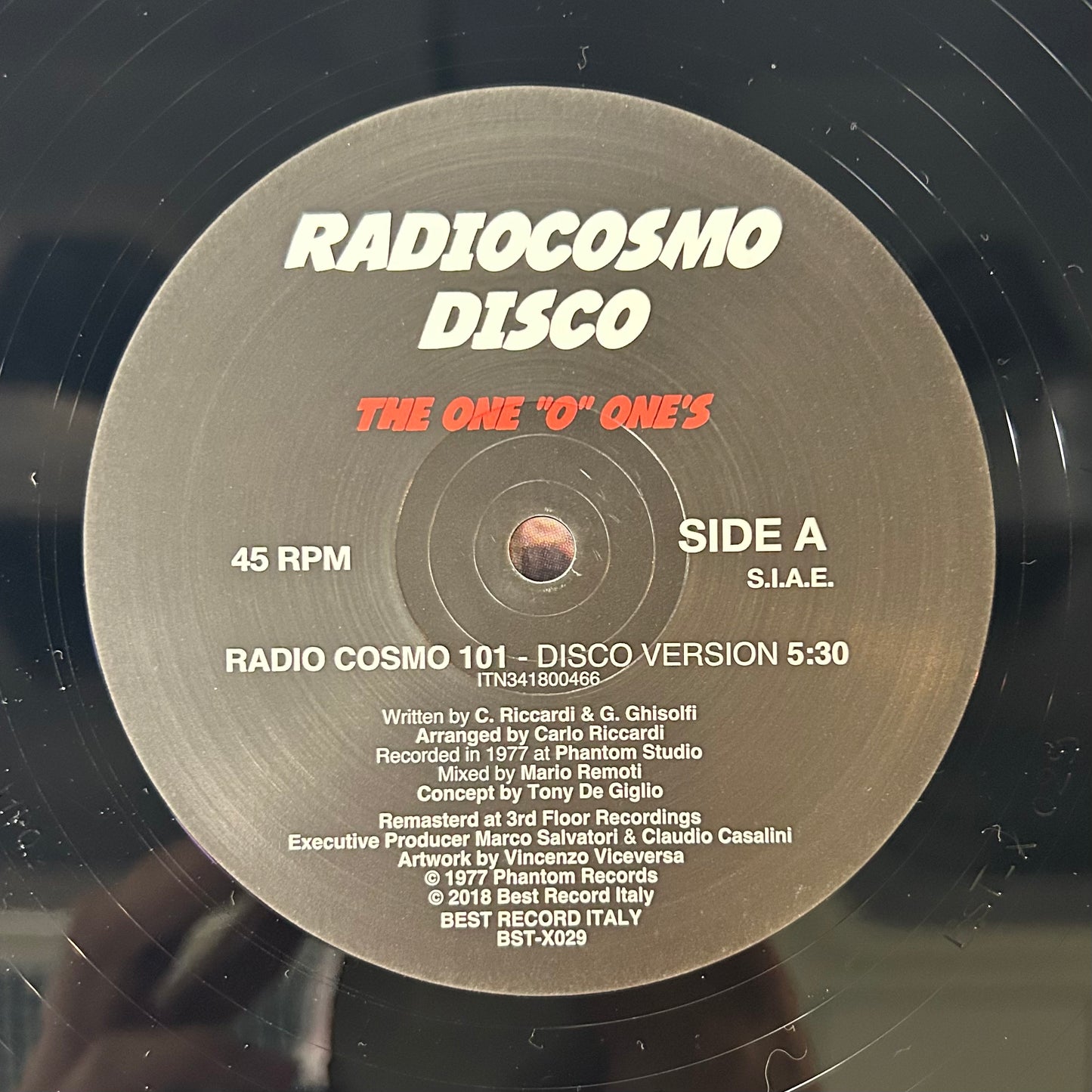 The One "O" One's - Radio Cosmo Disco